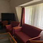 Fonix מלון 4*