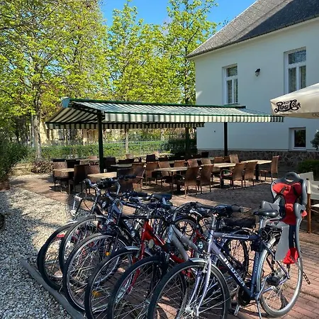 فندق Fonix Balatonföldvár