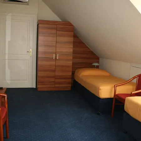 Hotel Fonix 4*